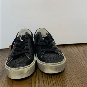 Black 1 inch platform golden goose